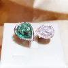 Mariage Diamond Drop anneaux pour les femmes Journée d'anniversaire Gift Luxury Love Heart Green White Diamond Chinois Rague doigt Bijoux Mosonite Bijoux en pierre