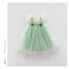 女の子のドレスガールズドレス3Dフラワーネットヤーンサンドレスベビーキッフのための夏のビターフレアベーンスカートパーティープリンセスチルドレン服