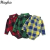 0-12 Monate geborene Baby Jungen BodySuit Plaid-Druck Langschläfe Drehkragen Hemd Gentleman Jumpsuit Strampler 231227