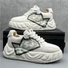 Nouveau designer White White's Menside de 5 cm Cause de chaussures de hauteur de hauteur Locs mâles Tous Match Walking Sneakers Zapatos Hombre 507 455