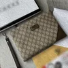 Sacs d'enveloppe décontractés pour homme femme mode dames sac à main de luxe porte-documents classique g lettre sac de maquillage pour femme avec boîte CSD2312274-12