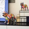 Kleurrijke staande Franse Bulldog hars standbeeld decoratie hond DIY graffiti ambachten desktop dier ornament. 231227