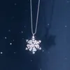 Pendants TOYOOSKY S925 Sterling Silver Necklace With Diamonds And Christmas Snowflakes Turning Sweet Fresh Creative Collar Chain Gift