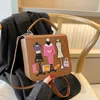 女性のショルダーバッグ5色ハイセンスバロックレトロ刺繍ハンドバッグ日本のパッチファッションバックパック今年の人気のパールハンドパッド付きレザーハンドバッグ＃