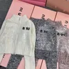 デザイナーセーターの男性女性セータージャンパー刺繍プリントセーターニットクラシックニットウェア秋の冬冬の暖かいジャンパーメンズデザインプルオーバーチャンネルKNIT138