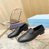 Sapatos de grife tênis de luxo sapatos tênis esportes grosso sola dos desenhos animados letras moda sapatos casuais bege masculino retro impressão mulheres couro