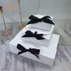 5 pièces / 10 pièces / Lot Boîte-cadeau noir Boîte d'emballage cadeau Blank Kraft Paper Taille personnalisée et modèle d'impression 231227