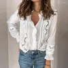 Blouses Femmes Printemps Automne Sexy Femmes Blouse Boho 2023 Volants T-shirt Col V Flare Manches Longues Creux Tops Bureau Dame Lâche