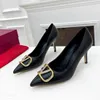 Kadın Ayakkabı Klasikleri Lüks Yüksek Topuklu Seksi Sandalet 4cm 6cm 8cm 10cm Yaz Moda İnce Topuk Saçımlı Ayak Ayakkabı Boyutu 35-44