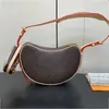 Designer bag Half Moon shoulder bag womens Luxurys leather handbags handbag crossbody bag Pea shaped bag Curved bag 46828