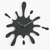 Horloges murales Creative Horloge moderne Style américain Peinture décorative avec un design irrégulier pour la décoration de la maison de bureau