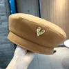 Berets Woman's Autumn Winter Woolen Beret Retro Fashion Love Girl British Street Sboy Hat Octagonal Cap Artist Bonnet