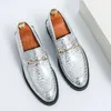 Chaussures habillées vendant des mocassins de banquet haut de gamme en cuir brillant pour hommes Europe Amérique luxueux bleu livraison gratuite