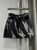 DEAT Fashion Women's Denim kjol Hiugh midja tie-färgad tryckt burr ovanför knä streetwear kjolar vår trendiga 17a2006h 231227