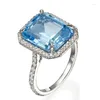 Bagues de cluster Luxe Sky Bleu CZ Pierre Mariée Gracieuse Anniversaire Cadeau Bague Pour Femme Brillant Femmes Classique Bijoux De Mariage