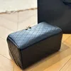 Luksusowe torby modowe Designer Fold Over Box Women Makeup Bag Słynne Paris Brand Hardware Znak duże pojemności Wysokiej jakości Oryginalna skórzana torebka damskie