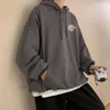 Sweats à capuche pour hommes Hommes Vêtements à capuche Baggy Teens Poches avant Étudiants All-match Kpop Élégant Streetwear Lettre Cool Preppy Casual Cozy