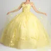 Żółte sukienki Quinceanera Pasek spaghetti z peleryną słodką 16 suknie 3d Kwique koronkowy koralika Tull vestidos 15 de