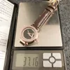 Orologi da polso di marca completa di moda Donna Ragazza Quadrante girevole con diamanti Cinturino in pelle Orologio di lusso al quarzo L 102