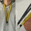 Przemysłowy smycz długi żółty nylonowy pasek nylonowy kantar mody Wisiant Unisex Designer Rzeźbiony stopowa klamra D266O D77W