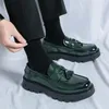 Kleid Schuhe Grün Männer Patent Leder Schwarz Casual Business Plattform Quasten Slip-On Für Hochzeit