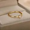 Cluster Ringen Mode Witte Zirkoon Ring Goud Zilver Kleur Persoonlijkheid Vinger Vrouwen Eenvoudige Elegante Sieraden Vriendschap Gift Groothandel