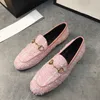 Klädskor loafers svart katt röda mulor princetown kvinnor platt casual sko autentisk kohud spänne läder tramp