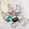Nuevos accesorios de moda Mini Laser Girls para niños de mano Skew Straddle Niña pequeña 60% de descuento en la tienda en línea