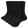 Yuedge Men's Moisture Wicking Work Boot Socks 5Pairs/Pack Comfort Cotton Cushion Crew Sports Athletic vandringsstrumpor Storlek 37- EU 231227