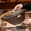 Nowi projektanci paski paski w talii Cross Body Najnowszy torebka luksusowa bomb Modna torba na ramię Brown Bum Fanny Pack2190