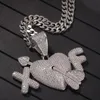 Collares colgantes Personalizado 2 letras Una flecha a través del collar del corazón Hip Hop Full Iced Out Cubic Zirconia Gold Sliver CZ Stone312O