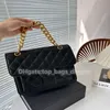 Sac de haute qualité Ringer Chain de luxe Mode classique Petit sac à dos épais Brand carré Hands Retro Wasson Designer Travel Bags pour femmes 10a