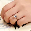 Anillos de racimo Vintage Promise Love Anillo de compromiso de lujo femenino pequeño cuadrado piedra 100% real 925 plata esterlina boda para Wome258K