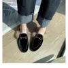 Zapatos de diseñador Mujeres con pantuflas de lana para uso al aire libre Otoño Ullers Zapatilla peluda FQN9l