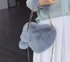 Ragazze finta pelliccia di coniglio amore cuore borse per bambini peluche pompon Borsa a tracolla con ciondolo Borsa per San Valentino per bambini catena di metalli borse a tracolla singole Z6335