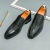 Geklede schoenen Italiaanse merk puntige loafers Echt leer voor heren Elegant Veelzijdig Bruin Kantoor Hoogwaardig werk