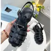 Casual sandalen Designer Baotou platformpantoffels effen kleur alle fijne kledingschoenen temperament eenvoudige retro kleine leren schoenen trend comfortabel