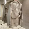 2024 جديد مصمم العلامة التجارية Trench Spring Coat Women Windbreaker Designer Jackets Winter Trench Coats Fashion Button Button Classic Style Long Long Coat مع حزام