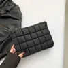 Kosmetiktaschen, gesteppt, für Reisen, Make-up-Tasche, geschwollene Organizer-Aufbewahrungstasche mit Reißverschlussetui, einfarbig, für Frauen und Mädchen