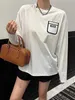 T-shirt Femme Designer Marque Mui 2023 Début Automne Nouvelle Fille Étiquette Contraste Poche Peinte Lâche Soie Coton T-shirt À Manches Longues pour Femmes D0v5