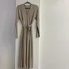 Vintage coréen robe plissée à manches longues mince femme pull robes tricoté élégant Midi fête femme longue robe 231228