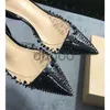 Sapatos femininos vermelhos stilettos transparentes com rebite, elegantes, sexy, fita preta, envoltório em torno dos pés, sandálias de festa e casamento