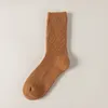 Kadın SOCKS 1 Çift Pamuk Çok Düz Renkler Sokken Konfor Orta Tüp Çorap Elastik Slip Sonbahar Yumuşak Sokkens Chaussette