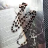 Collane con ciondolo Collana con rosario in legno Vintage unisex con perline lunghe a croce Gioielli di preghiera cattolici