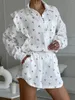 Kvinnors sömnkläder Marthaqiqi Fashion Printing Ladies Pyjamas Ställ långärmad nattkläder Turn-Down Collar Shorts Casual Women Nightie Suit