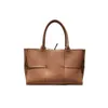 bottegaly venettaly Bag Winter New Big Bag Woven Tote Bag Womens Simple Versatile High Capacity Fashion Cowhide Bag