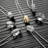 Подвесные ожерелья уличное хип -хоп кольцо ожерелье мужская мода простая буддийская пара Священных Писаний Рок Рок Крутой ювелирные украшения подарок