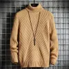 2024 Men S Vinter varma Turtleneck -tröjor Stickade tjock Pullover Casual High Neck Knited Solid Color Hoppers för män 231228