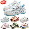 Buty swobodne litera dpdeh buty na zewnątrz sporty sporty sneaker cynamoroll bukknot brzęczenie światła chmur laurowe buty do biegania Melomi Kuromi Red Green Men Buty