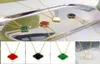 Collares pendientes de lujo clásicos para las mujeres Elegante 4 Collar de medallón de trébol de cuatro hojas Cadenas de gargantilla de alta calidad Diseñador Jewelr8997727